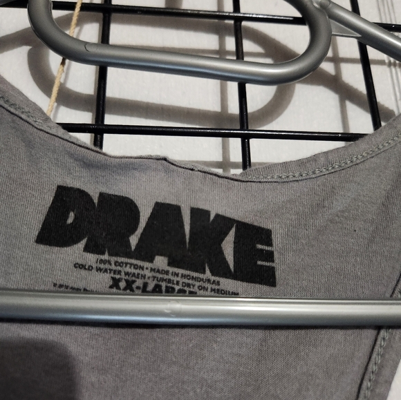 DRAKEMaple Leaf Womens Tank Size X X LARGE 2011 - Picture 5 of 5